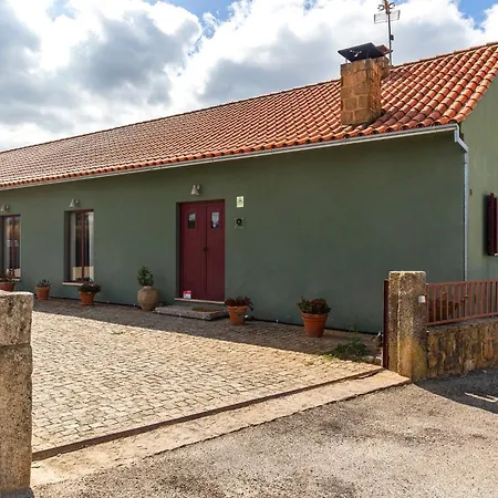 Farm stay Raizes Da Vinha - Refugio Na Natureza Da Serra Da Estrela By Matias Nature Carragozela