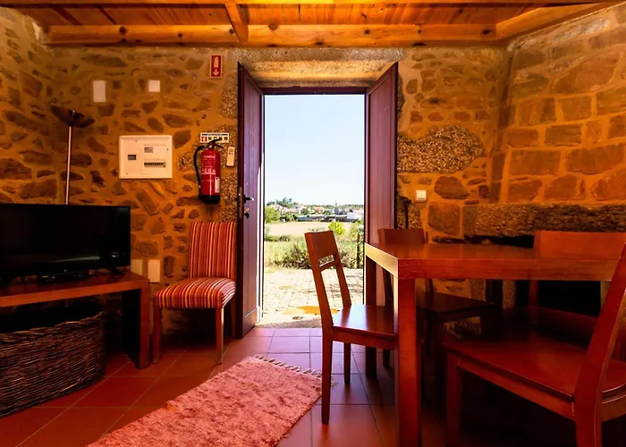 Matias Nature - Raizes Da Vinha - Boutique Mountain In Serra Da Estrela, Seia Фермерский дом Carragozela